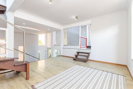 5_photo/94dce695c5.3c20d05746a6d1b7-ATLAS-7f14d83c-d85d-4aa4-a7d5-97c4c64d1dd6.jpg de casa à venda com 3 quartos, 270m² em São Lourenço, Curitiba