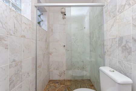 2_photo/94dce695c5.3c20d05746a6d1b7-ATLAS-cbbdb6a2-610e-4dce-908f-fe6274f13119.jpg de casa à venda com 3 quartos, 270m² em São Lourenço, Curitiba
