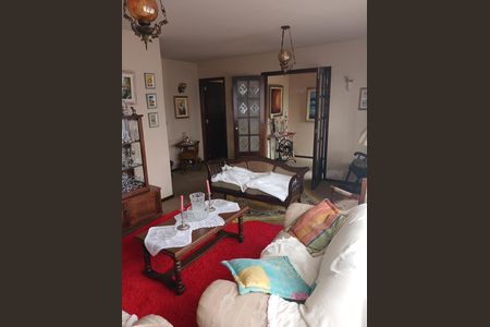 3_photo/94dce695fb.16787a6ea0be7e8a-ATLAS-11a24bf9-ff03-48ff-8839-481d5bdb9ca4.jpg de casa à venda com 5 quartos, 200m² em São Lourenço, Curitiba