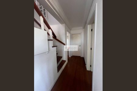 18_photo/94dce69651.f38e38137a2159e3-ATLAS-0c58895b-e6f5-4bdd-81be-36bd932aeae4.jpg de casa à venda com 4 quartos, 332m² em Ahú, Curitiba