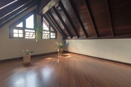 13_photo/94dce6965f.7e2ea02b9085bf9d-ATLAS-ba94a783-bceb-4bd0-9712-d1b2762efae4.jpg de casa à venda com 3 quartos, 357m² em Ahú, Curitiba