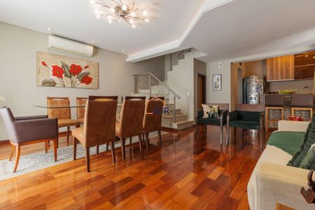 6_photo/94dce6968b.bd2dffe6b68feeb7-ATLAS-0a335d0d-3465-463d-9c88-70c812332350.jpg de casa à venda com 0 quarto, 126m² em Ahú, Curitiba