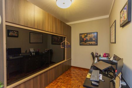 2_photo/94dce6968b.bd2dffe6b68feeb7-ATLAS-106d705d-17a9-4c40-a00b-c44a051249bf.jpg de casa à venda com 0 quarto, 126m² em Ahú, Curitiba