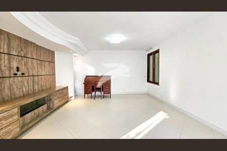 2_photo/94dce696e9.ae6c0d4ae2e822c2-ATLAS-8456b44d-6bd6-492d-bc37-3a17e75e1d30.jpg de casa para alugar com 2 quartos, 300m² em Ahú, Curitiba