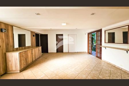 24_photo/94dce696e9.ae6c0d4ae2e822c2-ATLAS-94fc4b73-579d-4ce1-976f-62b6199f86fc.jpg de casa para alugar com 2 quartos, 300m² em Ahú, Curitiba