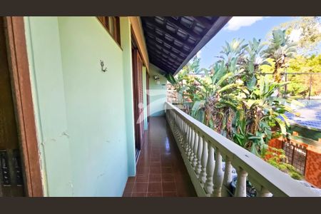 13_photo/94dce696e9.ae6c0d4ae2e822c2-ATLAS-a733bfe9-8ff2-4b12-93d9-c09640f55da7.jpg de casa para alugar com 2 quartos, 300m² em Ahú, Curitiba