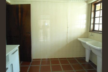 31_photo/94dce696eb.414164b24003628c-ATLAS-e7e39ab1-8a6c-49f1-b739-b045608fcf90.jpg de casa para alugar com 3 quartos, 335m² em Ahú, Curitiba