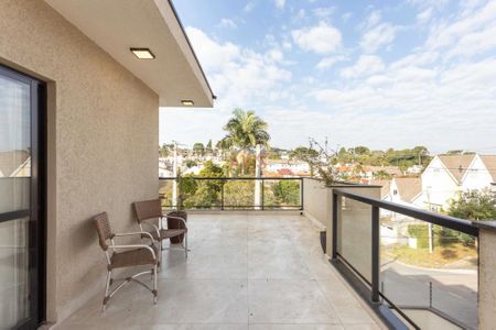 10_photo/94dce697cd.f5994e8b2021a887-ATLAS-56445285-e81b-4aea-bd51-53ce7a514cdf.jpg de casa à venda com 3 quartos, 231m² em Ahú, Curitiba