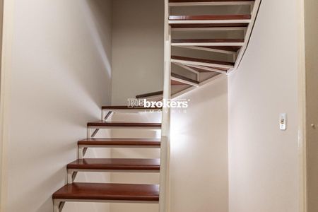 4_photo/94dce697d7.50dcffd0bfa00027-ATLAS-bb19a3b4-2307-4e85-8610-4792a12a6d49.jpg de casa à venda com 3 quartos, 327m² em Ahú, Curitiba