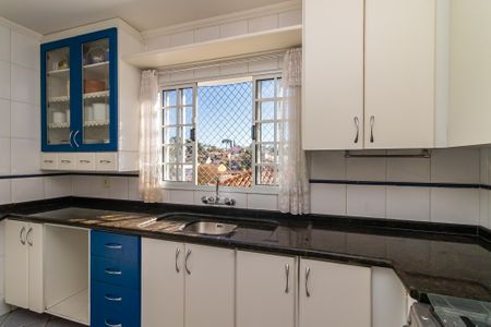 11_photo/94dce697e7.206353ecc2220d31-ATLAS-50b57e9d-c8b1-4593-896f-a2a2fdc9464f.jpg de casa à venda com 3 quartos, 204m² em Ahú, Curitiba