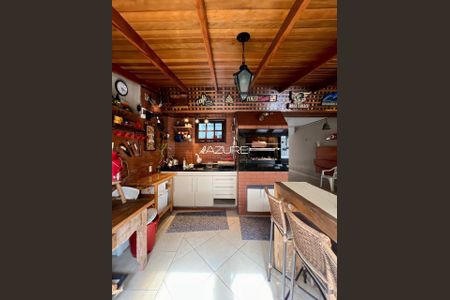 81_photo/94dce697eb.1c30879e3ee593f9-ATLAS-64f69417-3207-4273-a69a-5a1113ff26cb.jpg de casa à venda com 0 quarto, 234m² em Ahú, Curitiba
