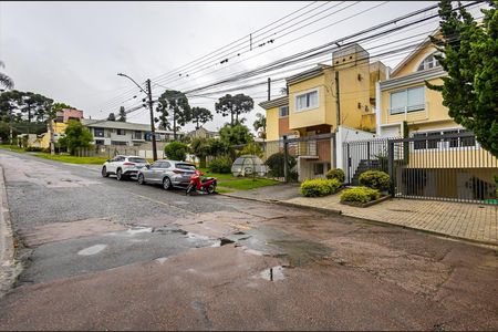 3_photo/94dce697ed.a5b61410c387fb0a-ATLAS-0b3f00ed-0d85-4cd9-afe6-76c190432b64.jpg de casa à venda com 3 quartos, 199m² em Ahú, Curitiba