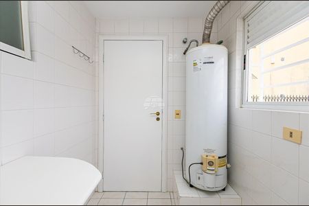 6_photo/94dce697ed.a5b61410c387fb0a-ATLAS-1a42b894-b6d5-49e5-9e7b-58c4807eab6f.jpg de casa à venda com 3 quartos, 199m² em Ahú, Curitiba