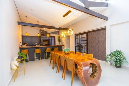 14_photo/94dce697f3.445c0bca81181d7a-ATLAS-4a6ab8ea-b7bc-45fb-80e7-ce8b4e80d604.jpg de casa à venda com 4 quartos, 244m² em Ahú, Curitiba