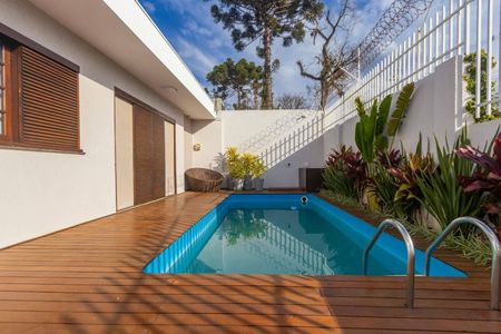 44_photo/94dce697f3.445c0bca81181d7a-ATLAS-62ff4240-2d28-4f3f-9748-8b87d1cc2e6f.jpg de casa à venda com 4 quartos, 244m² em Ahú, Curitiba