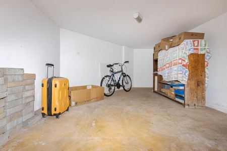 1_photo/94dce697fb.5b63f18bcccc212e-ATLAS-1b8c4c6d-242d-4955-88af-5ae6b50e13bc.jpg de casa à venda com 3 quartos, 328m² em Ahú, Curitiba