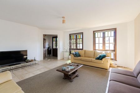 2_photo/94dce697fb.5b63f18bcccc212e-ATLAS-876752f8-fb6f-4936-a4b8-6330b09eae23.jpg de casa à venda com 3 quartos, 328m² em Ahú, Curitiba