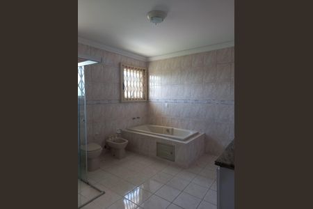 12_photo/94dce6982f.0497ce05b5ed56f3-ATLAS-2fb2aedd-8b9b-4c7c-bf0d-7fef79d0ae7e.jpg de casa à venda com 4 quartos, 748m² em Ahú, Curitiba