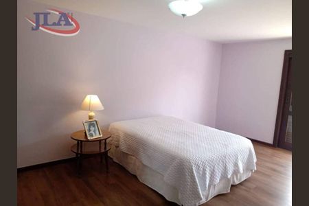 48_photo/94dce69833.1c3a6e9c3b6373ba-ATLAS-094332e5-3972-44d9-8d8b-837517bcc7c5.jpg de casa à venda com 4 quartos, 427m² em Ahú, Curitiba
