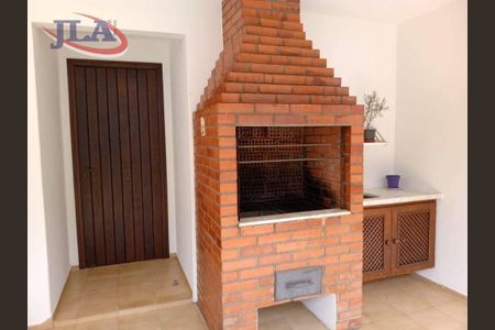 34_photo/94dce69833.1c3a6e9c3b6373ba-ATLAS-236e264a-5f8c-4f33-b4e3-610d712b222d.jpg de casa à venda com 4 quartos, 427m² em Ahú, Curitiba