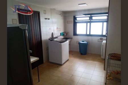 24_photo/94dce69833.1c3a6e9c3b6373ba-ATLAS-4885d124-c97b-4b51-8450-7b0e0f4e4a99.jpg de casa à venda com 4 quartos, 427m² em Ahú, Curitiba