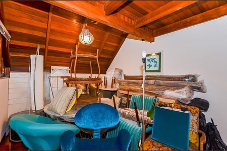 2_photo/94dce698fb.5b3f2aade9332d97-ATLAS-128364c9-543f-433e-89b1-dbda87eba24a.jpg de casa à venda com 4 quartos, 193m² em Ahú, Curitiba