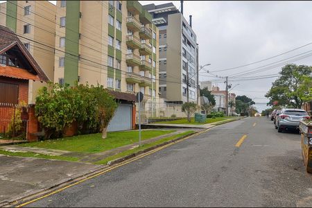 8_photo/94dce698fb.5b3f2aade9332d97-ATLAS-19798e55-ec16-4bc2-a1ef-fedc8b627ced.jpg de casa à venda com 4 quartos, 193m² em Ahú, Curitiba