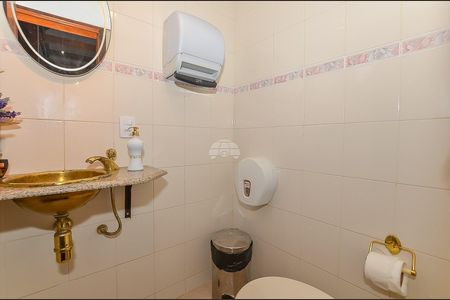 12_photo/94dce698fb.5b3f2aade9332d97-ATLAS-5e0ec4f7-cb3e-4481-834d-2561953e433b.jpg de casa à venda com 4 quartos, 193m² em Ahú, Curitiba