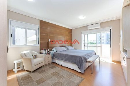 9_photo/94dce69923.9895fde167f4d605-ATLAS-1cd44a15-6a7d-4a25-8e77-d81df5ef863c.jpg de casa à venda com 4 quartos, 446m² em Ahú, Curitiba