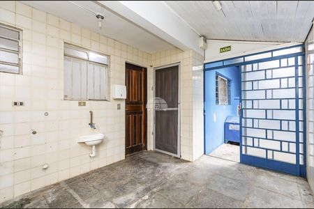 29_photo/94dce69945.1ee954665fa22826-ATLAS-4b2f0f39-6707-4e9f-8e0e-0e105feaaa67.jpg de casa à venda com 3 quartos, 190m² em Ahú, Curitiba