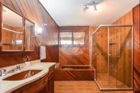 15_photo/94dce6997f.b8ea18955eb34190-ATLAS-3cf2eff2-fa54-4f01-acad-d432e3f8c542.jpg de casa à venda com 3 quartos, 485m² em Ahú, Curitiba