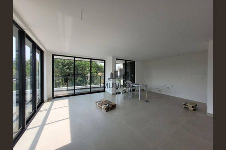 20_photo/94dce699eb.2ba695757e42d463-ATLAS-12c8f0c5-825c-42b9-b5ec-ad4f1b9b2c70.jpg de casa à venda com 3 quartos, 194m² em Ahú, Curitiba