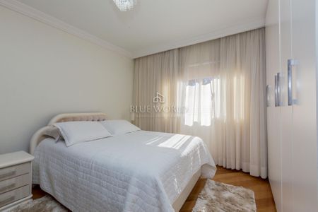 23_photo/94dce69ac3.ceff8192393c33de-ATLAS-1626a25c-23a8-4eed-b47a-882a649fa1b0.jpg de casa à venda com 4 quartos, 587m² em Boa Vista, Curitiba