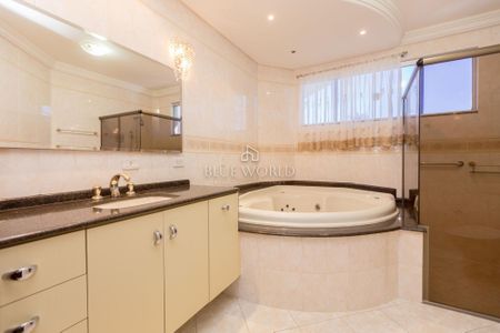 16_photo/94dce69ac3.ceff8192393c33de-ATLAS-9bf45ee8-668d-498d-8d89-b4ca2a689a80.jpg de casa à venda com 4 quartos, 587m² em Boa Vista, Curitiba