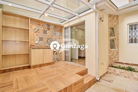 3_photo/94dce69b8d.a3c036d76ca41298-ATLAS-c833eb76-7171-4b66-87b3-fb5d2feb5b52.jpg de apartamento à venda com 3 quartos, 61m² em Cabral, Curitiba