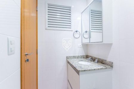 15_photo/94dce69b9b.25594b0b2c07f787-ATLAS-8d572c0c-b11e-4fe2-a4af-59b65ba64a4a.jpg de apartamento para alugar com 3 quartos, 76m² em Cabral, Curitiba