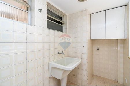 5_photo/94dce69d63.8406d85b1cc03178-ATLAS-a3d978de-01ce-4402-9c2e-e71694e4c9cd.jpg de apartamento para alugar com 3 quartos, 68m² em Cabral, Curitiba