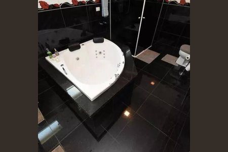 33_photo/94dce69e17.4b1992a7ab35c141-ATLAS-b8d70a91-9e2e-473c-8d43-b12bf07d28e6.jpg de casa para alugar com 4 quartos, 311m² em Ahú, Curitiba