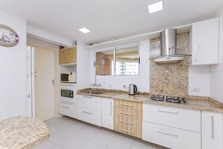 8_photo/94dce69e3d.5afd90b9c05d4dec-ATLAS-1f2dfe4c-7e68-4beb-87fb-da5c98e8e487.jpg de apartamento à venda com 3 quartos, 127m² em Ahú, Curitiba