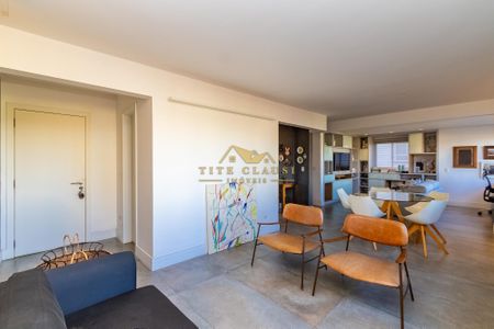 5_photo/94dce69e41.42c91628abb04e14-ATLAS-b044cbda-1812-45dd-b0ae-1b8ffdaed8fa.jpg de apartamento à venda com 2 quartos, 124m² em Ahú, Curitiba