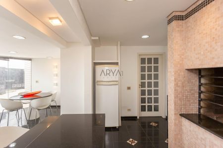 3_photo/94dce69f11.8852d6b3eafb4fa9-ATLAS-0e20f133-4d2a-4ed1-a53d-0fbef17672c2.jpg de apartamento à venda com 3 quartos, 217m² em Ahú, Curitiba