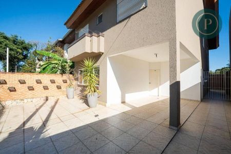 21_photo/94dce69f65.76c9ba83eeb181e8-ATLAS-de3a2f16-a3df-4741-8e5e-03e8eb9439bd.jpg de casa à venda com 4 quartos, 207m² em Ahú, Curitiba