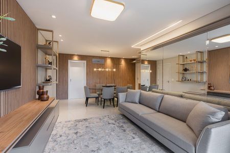 44_photo/94dce69f8d.fe96b63aec789ef1-ATLAS-7f529354-0a0c-4b65-af63-3e6d20fd5904.jpg de apartamento à venda com 3 quartos, 1137m² em Ahú, Curitiba