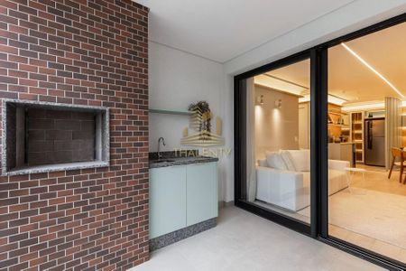 3_photo/94dce69f9f.aa3f54dcddd2e04f-ATLAS-ae1254f7-ea3e-4715-808e-4d7336e75114.jpg de apartamento à venda com 2 quartos, 90m² em Ahú, Curitiba