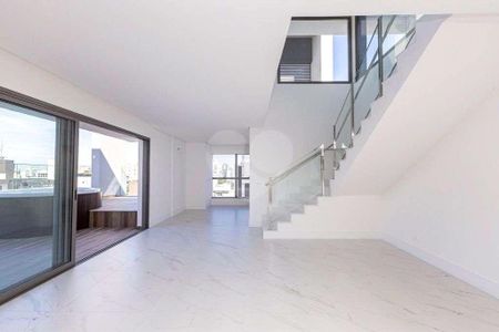 9_photo/94dce6a00f.e7390cb4c8920e14-ATLAS-d6a0cbfc-6ffd-4ddc-b4fb-952ab2b7541c.jpg de apartamento à venda com 4 quartos, 457m² em Juvevê, Curitiba