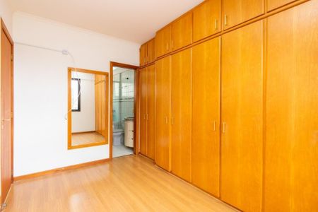 33_photo/94dce6a019.3d13a6c450fd2a04-ATLAS-9f5fa137-a215-4d48-8d88-29618c8eabca.jpg de apartamento para alugar com 4 quartos, 94m² em Ahú, Curitiba