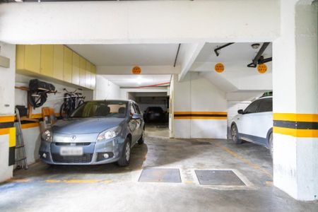 39_photo/94dce6a019.3d13a6c450fd2a04-ATLAS-aa940e8a-4b0c-4899-b7cb-e2c242c08356.jpg de apartamento para alugar com 4 quartos, 94m² em Ahú, Curitiba