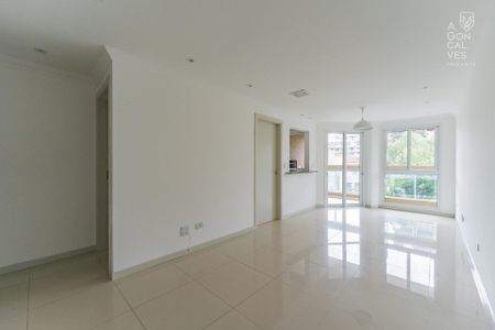 7_photo/94dce6a02f.2f2a3cb2da34278f-ATLAS-3ccd8fac-4a84-41db-a3ec-ba33b844f56e.jpg de apartamento para alugar com 3 quartos, 80m² em Juvevê, Curitiba