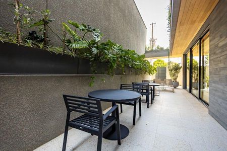 7_photo/94dce6a095.00904c8b95cabb3f-ATLAS-2a9f0998-baae-483e-88c2-7f5fdc9b2f06.jpg de apartamento à venda com 3 quartos, 167m² em Centro Cívico, Curitiba