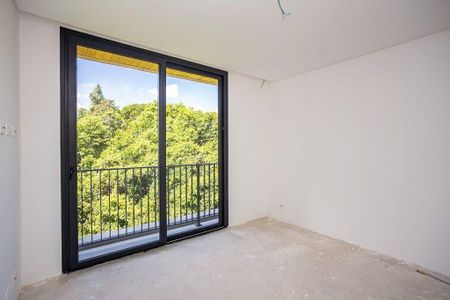 18_photo/94dce6a095.00904c8b95cabb3f-ATLAS-b4d1b2b9-1d59-4fe8-a977-e1b2c73c145f.jpg de apartamento à venda com 3 quartos, 167m² em Centro Cívico, Curitiba